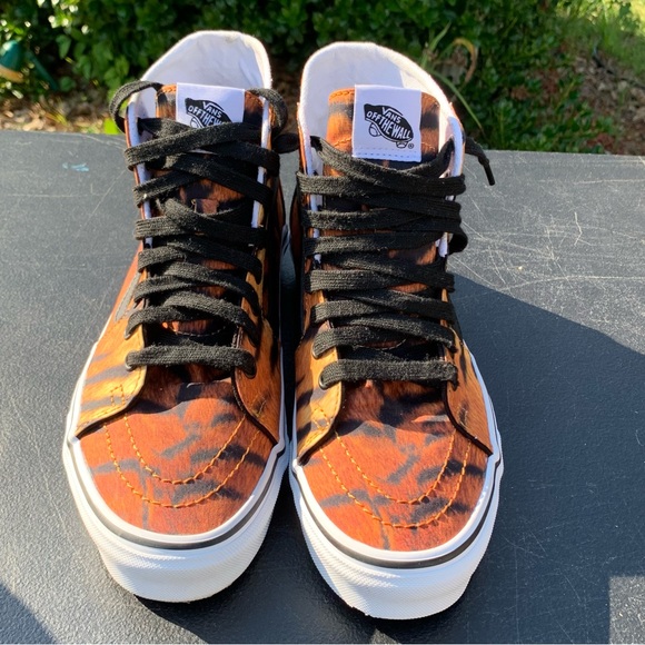 VANS SK8-HI TAPERED 'YEAR OF THE TIGER' Shoes Men’s Size 8 Women’s Size 9.5. - Picture 4 of 6